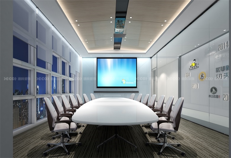 報價中如何計算辦公室的安全和監控設備的費用？