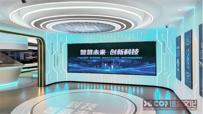 企業展館設計中如何利用高度空間增強視覺效果